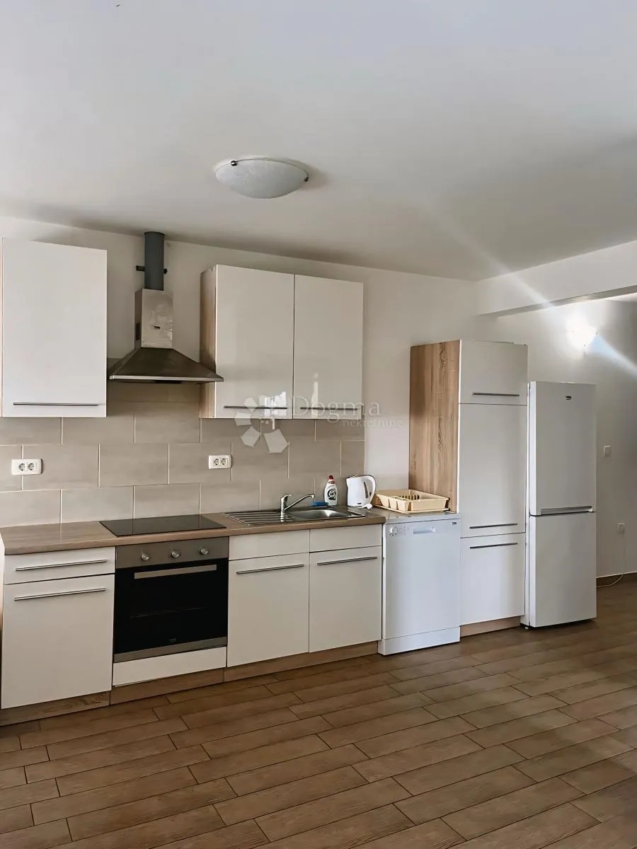 exclusive duplex apartment – available for rent. - slika 2