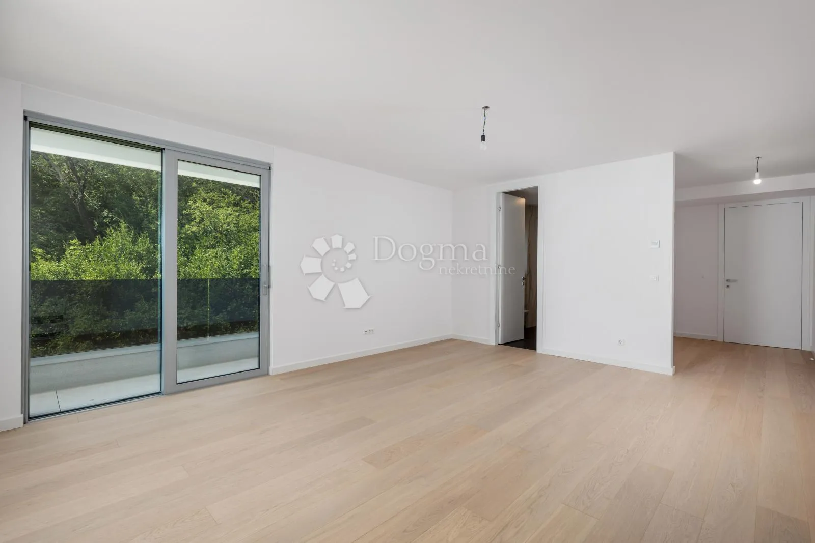 penthouse s bazenom, panoramski pogled - slika 11