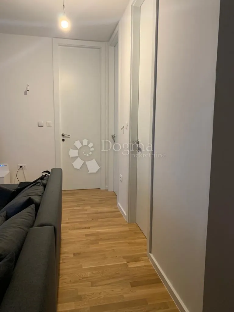 vodice-novogradnja sa garažom, 143m2 - slika 27