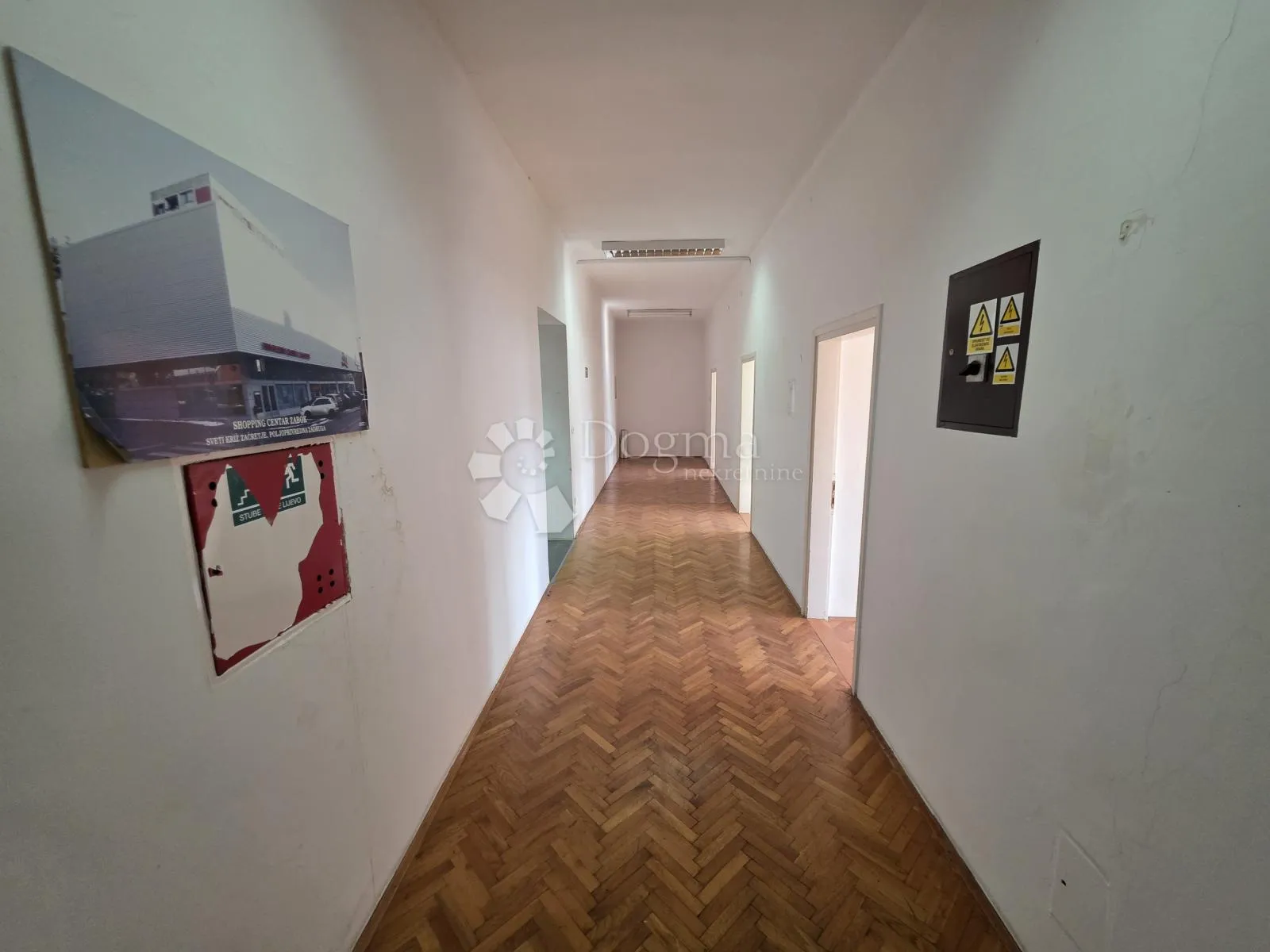 najam uredskog prostora cca 298m² - 8 ureda, spremište - slika 1