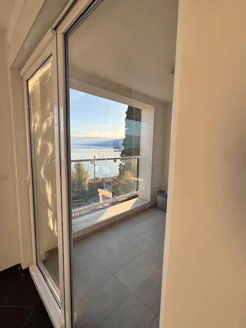 apartman na prestižnoj lokaciji, s panoramskim pogledom - slika 5