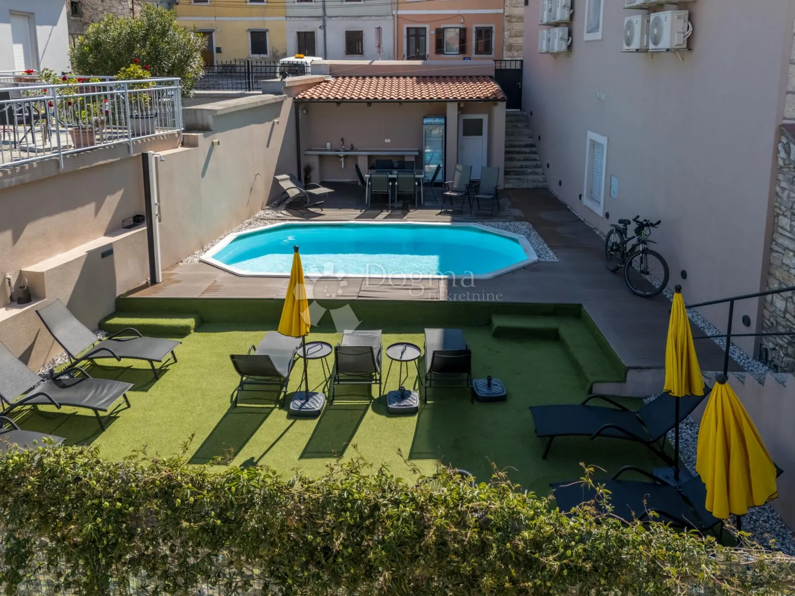 6 apartmana s bazenom u centru pule - slika 8