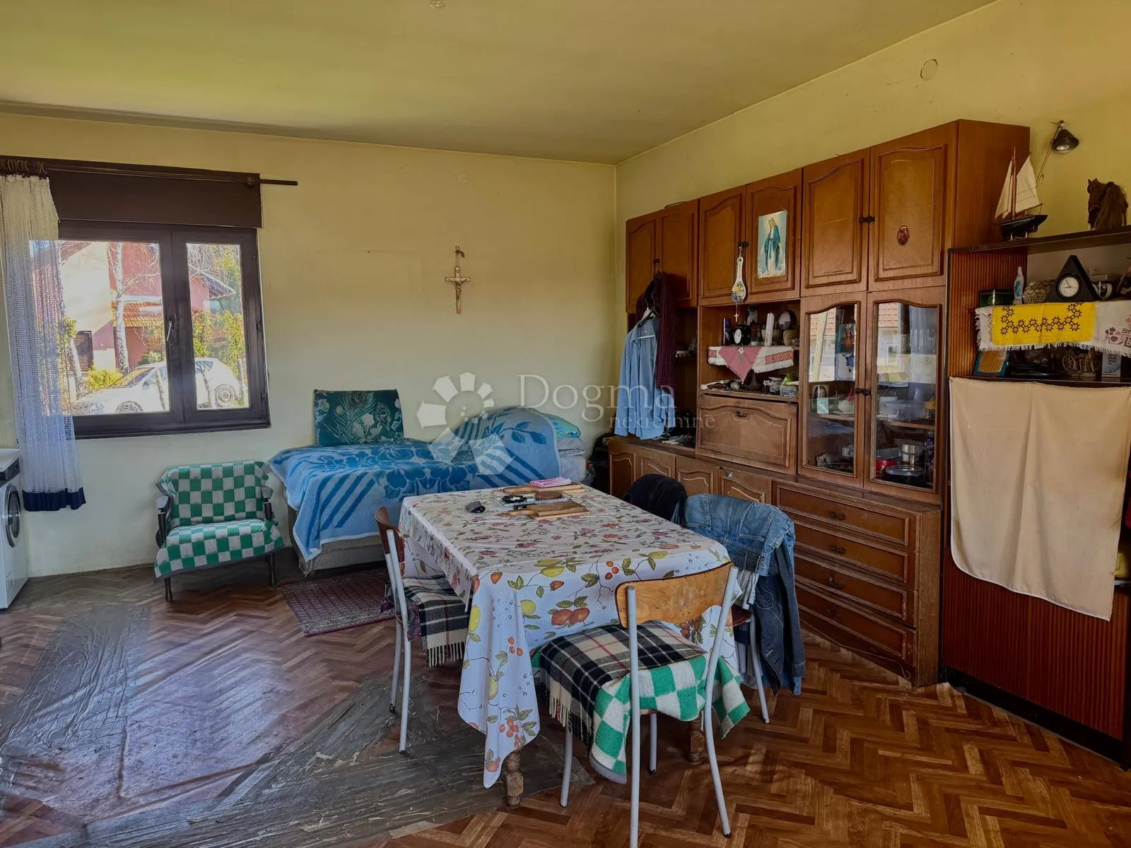 mir nadomak zagreba - kuća s velikom okućnicom - slika 6
