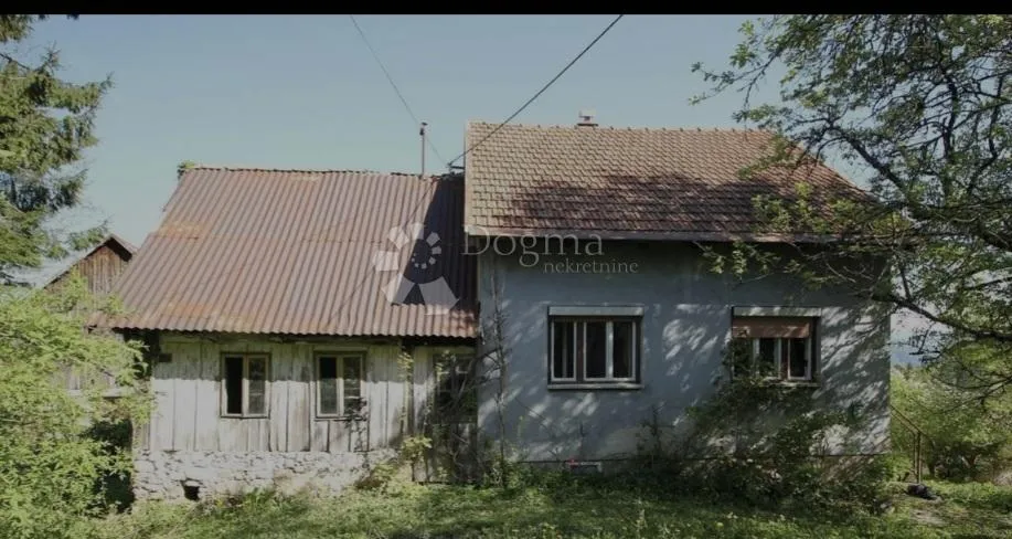 dvije kuće na jednoj parceli - slika 1