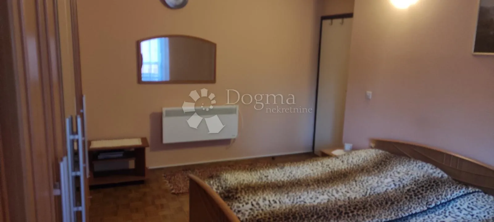 jednosoban stan na odličnoj lokaciji u osijeku – idealan za život ili investiciju! - slika 5
