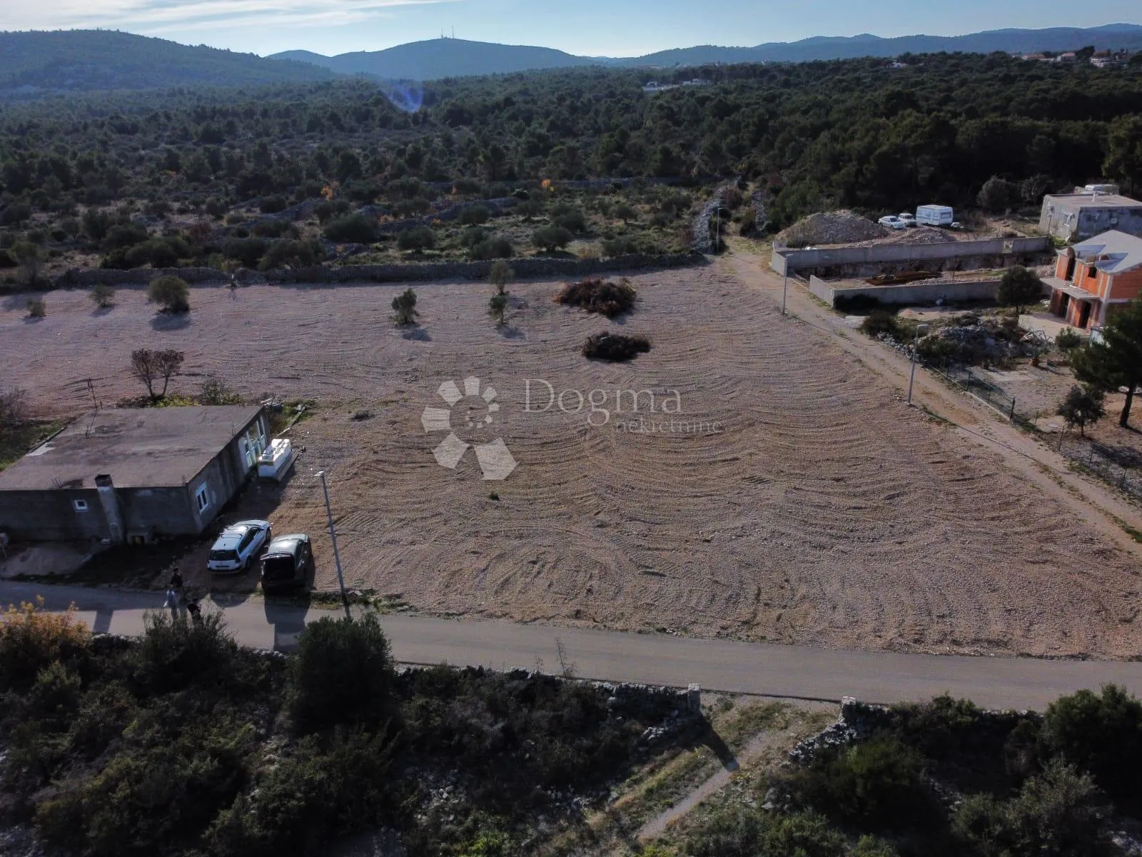 pirovac- građevinsko zemljište 520m2 - slika 5