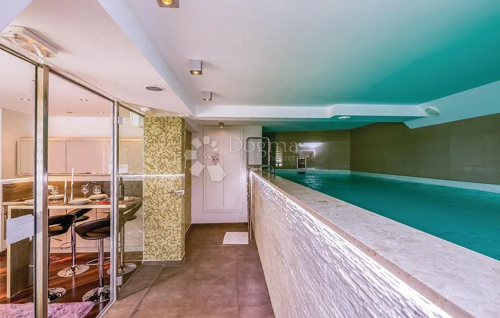 apartman sa unutarnjim bazenom 10m od mora - slika 12