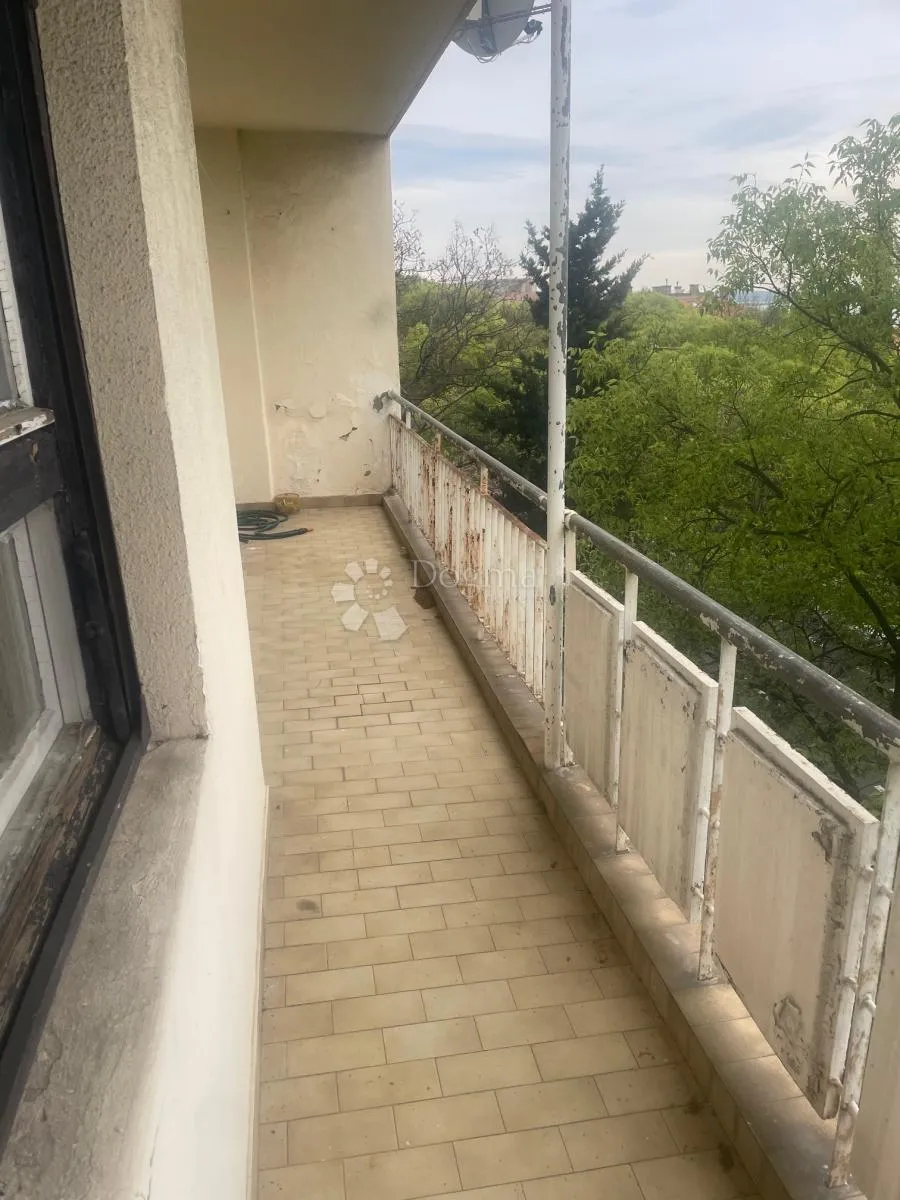 PEĆINE - 3S+DB za kompletnu adaptaciju - Rijeka