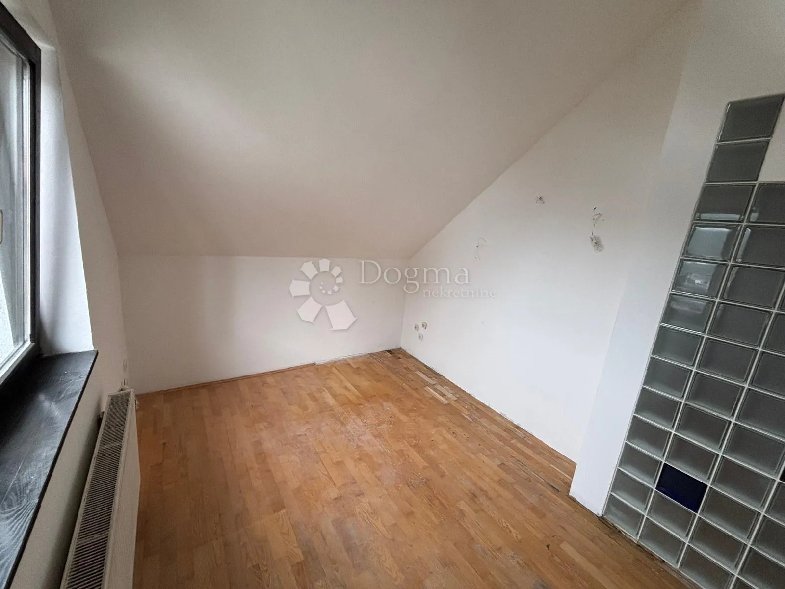 mikulići – odlična investicija, kuća 283 m² s velikim potencijalom - slika 23