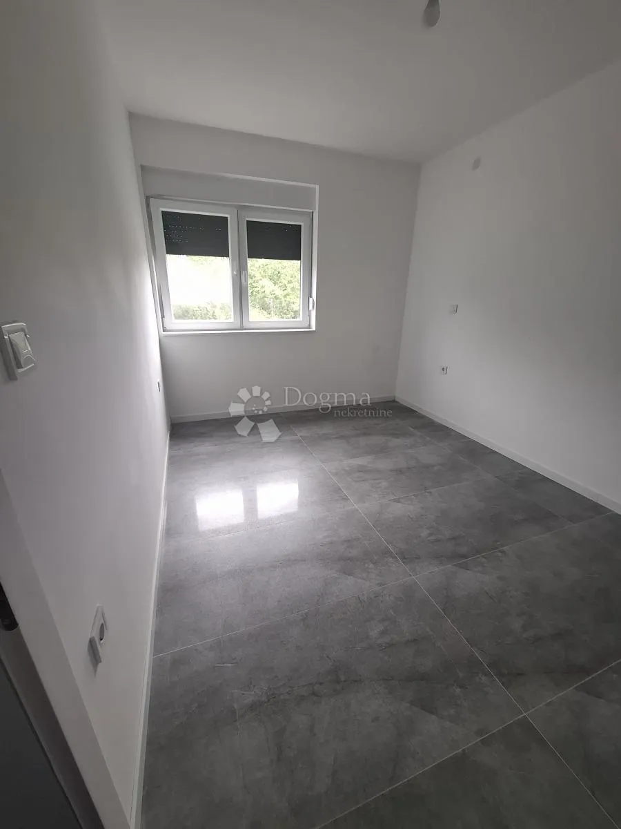 moderna novogradnja u murvici - slika 16