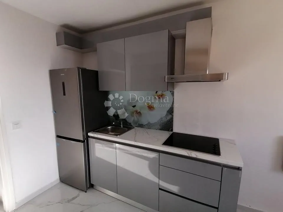 rešetari, 70 m2, balkon, panoramski pogled - slika 2