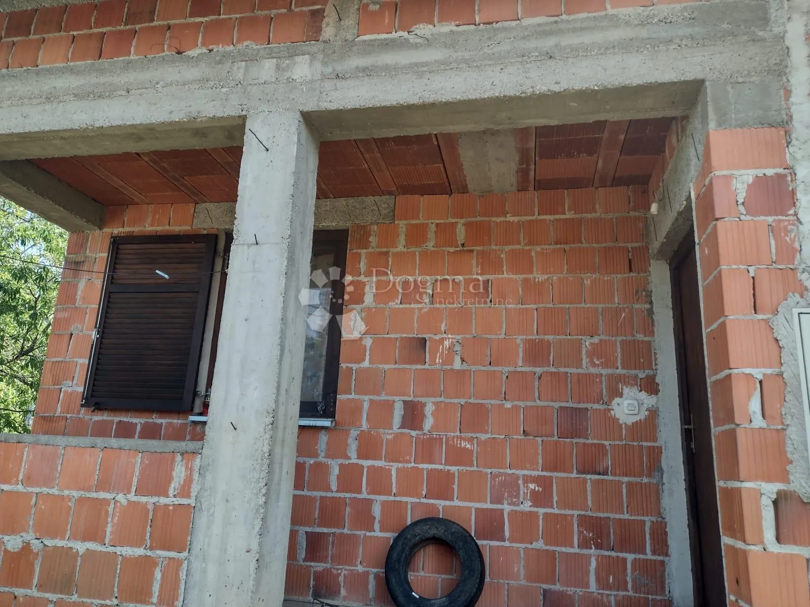 2 odlične kuće, 7ha, mali raj - slika 11