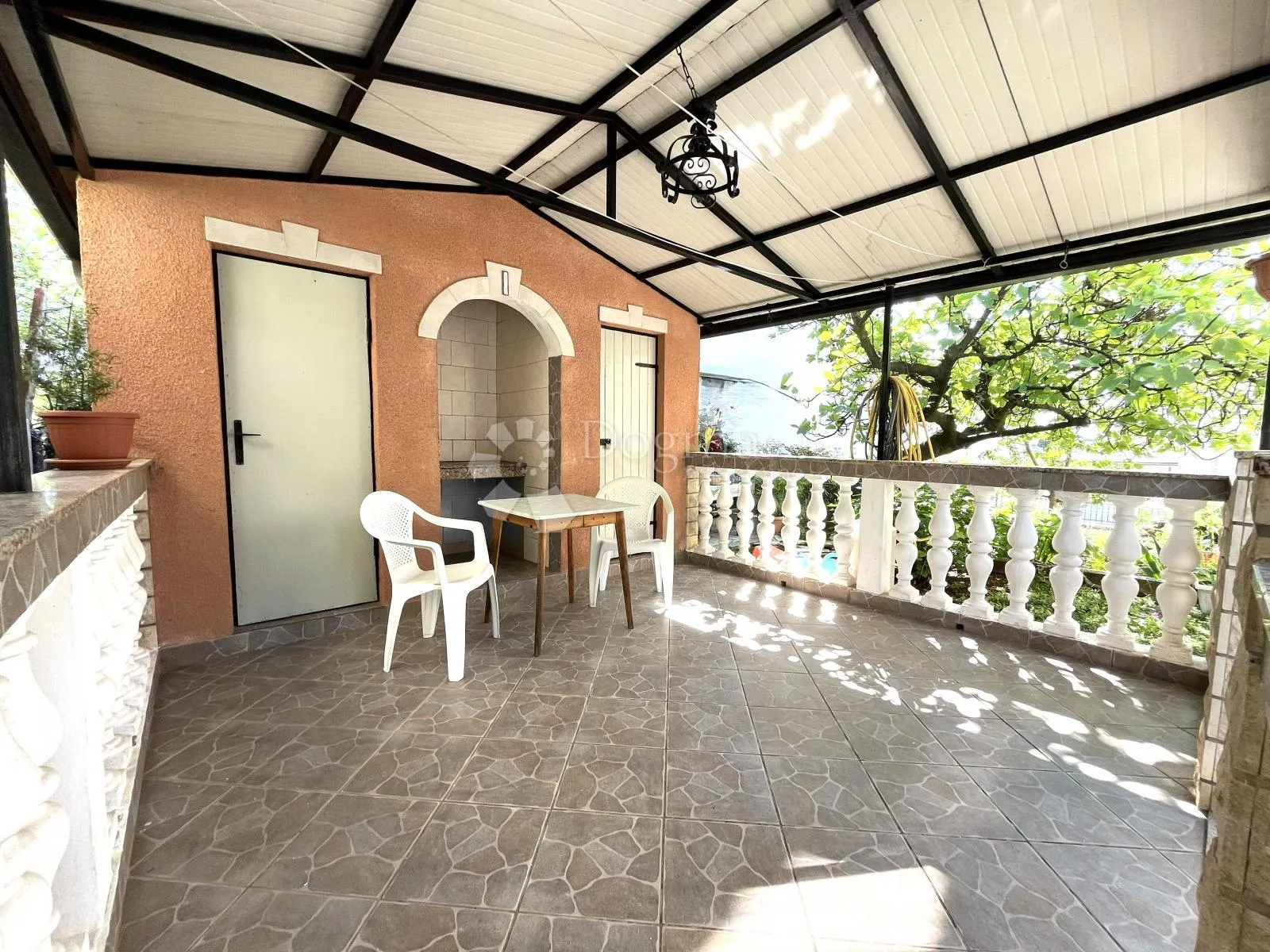 umag okolica, kuća sa 3 stana i pogledom na more - slika 18