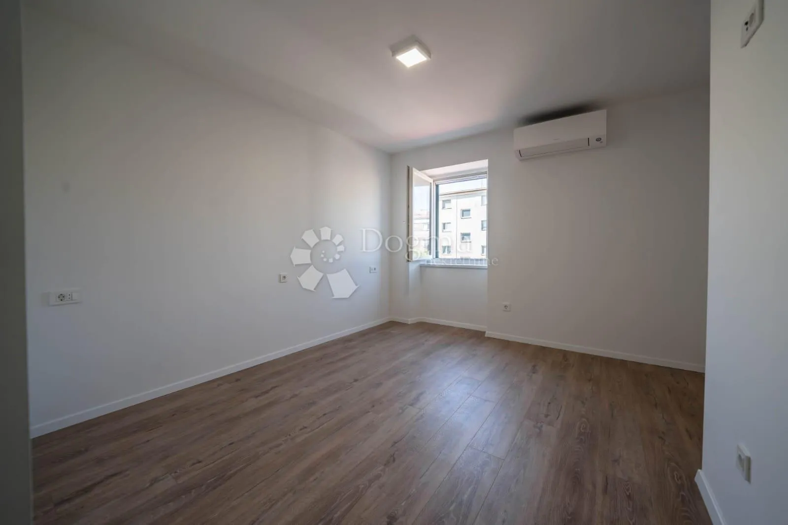 centar šibenika, kuća + pp - slika 8