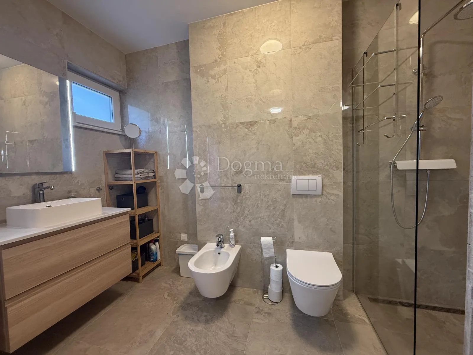 medulin, villa sa pogledom na 250m od mora - slika 9