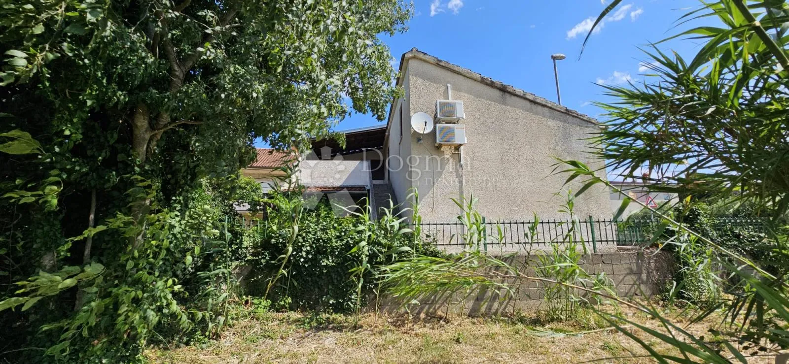 komforna mala kuća od 110m² - slika 41