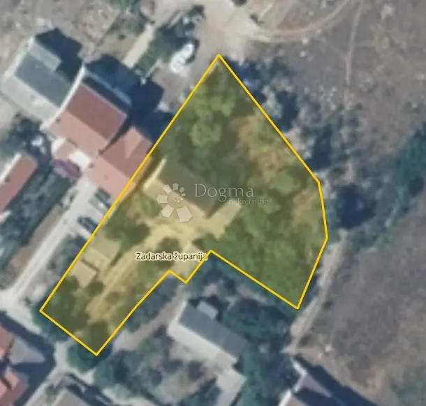 građevinsko zemljište u privlaci – top lokacija za gradnju! - slika 7