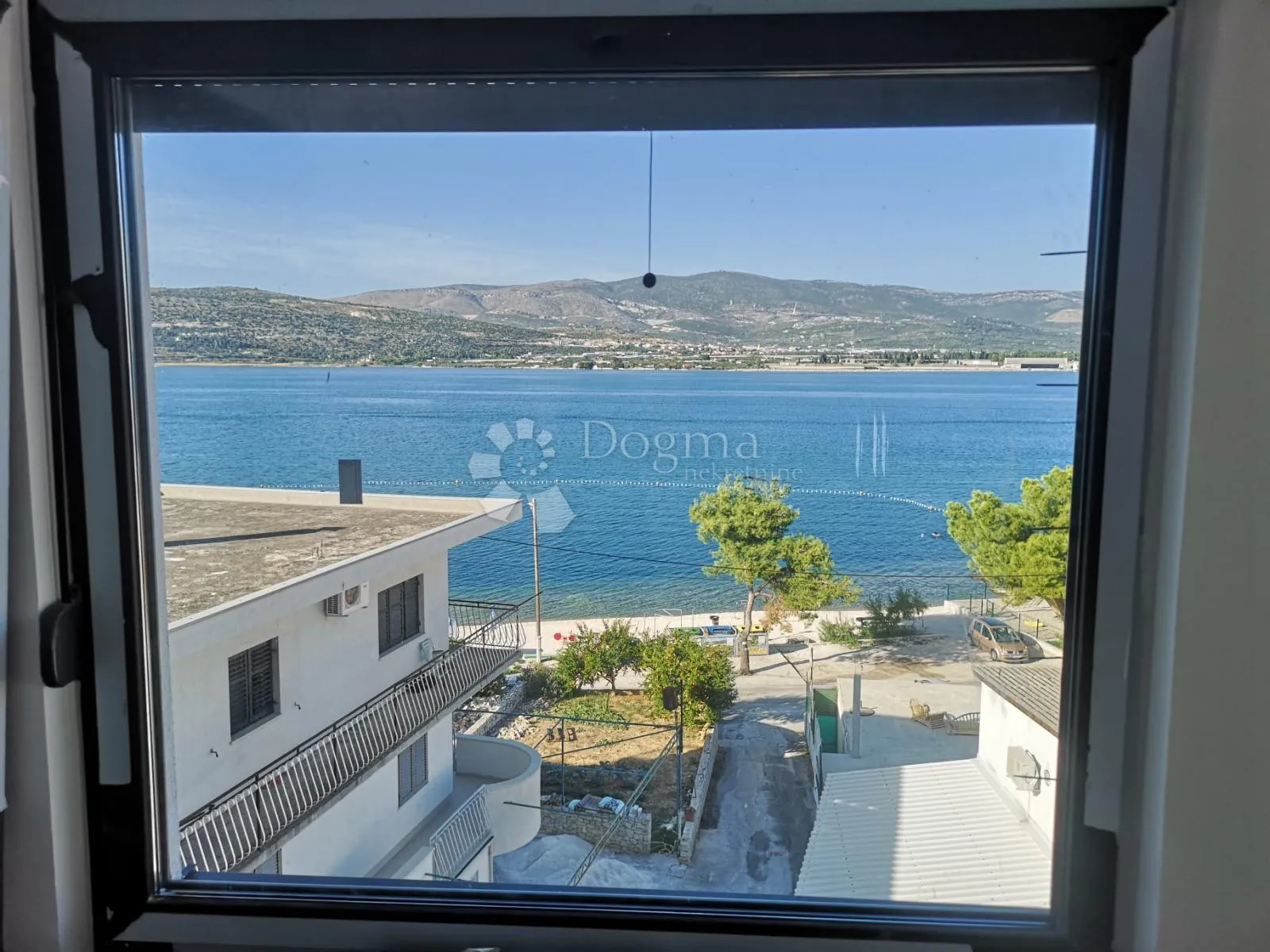trogir 396m2 kompletni objekt - slika 9