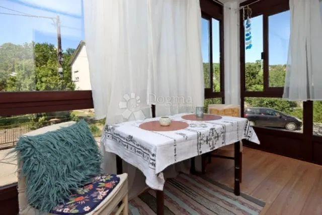 trinajstići, kuća 399 m2 - slika 9