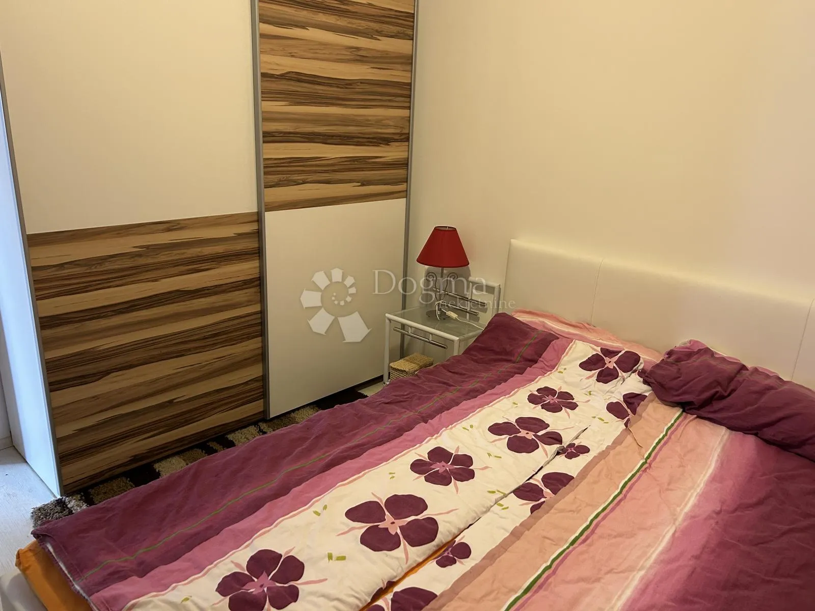 srdoči prizemni stan sa puno potencijala - slika 6
