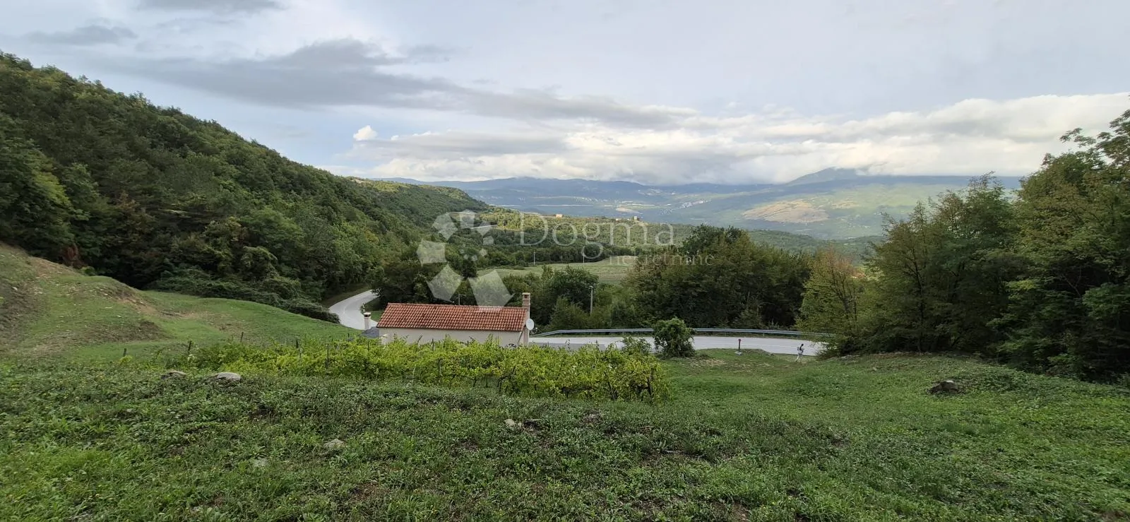 predivno imanje s pogledom na učku i dvorac belaj – 2475 m² - slika 21