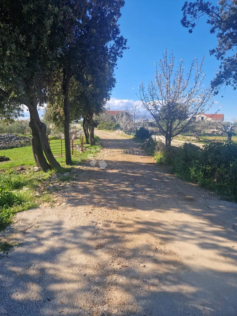 donji humac, zemljište za izgradnju opg-a, 10 630 m2, pogled - slika 14