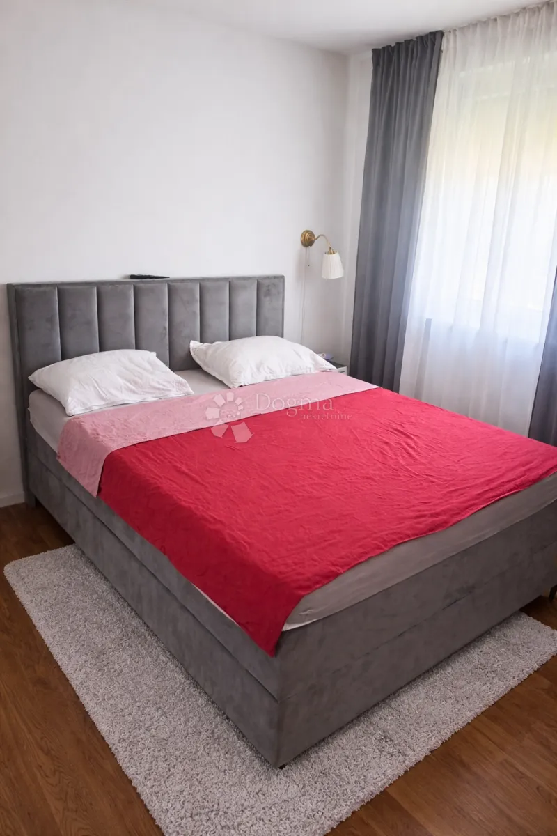 jednosoban stan s namještajem po mjeri i garažom u mejašima - slika 5