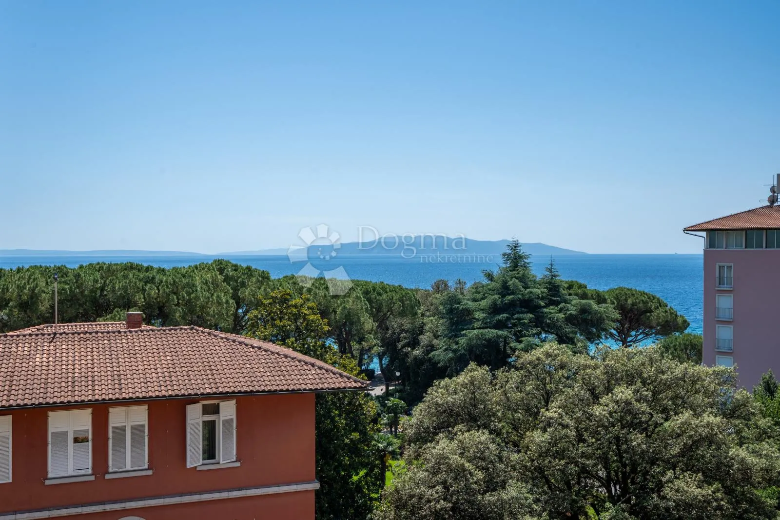 opatija-centar, dvoetažni 85m2 s parkingom - slika 15