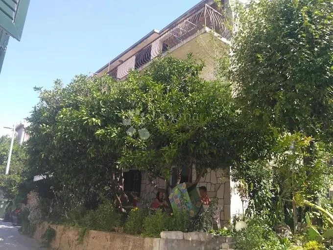 apartmanska kuća 200 m od mora - slika 6