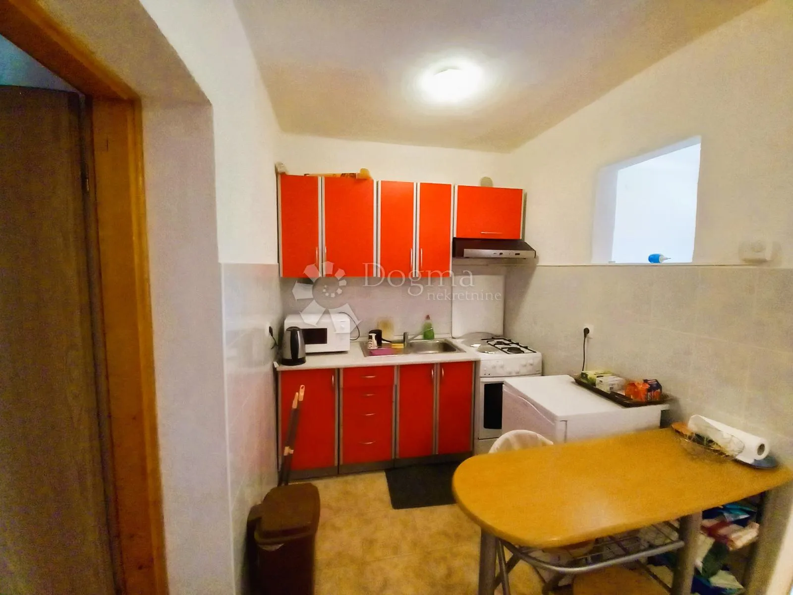 labin, etaža sa tri stambene jedinice - slika 5