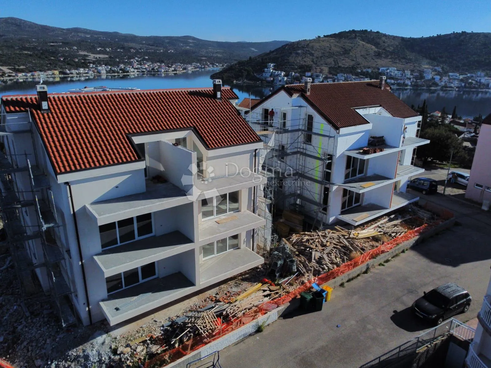 rogoznica- stan u prizemlju s lijepim pogledom s1 - slika 2