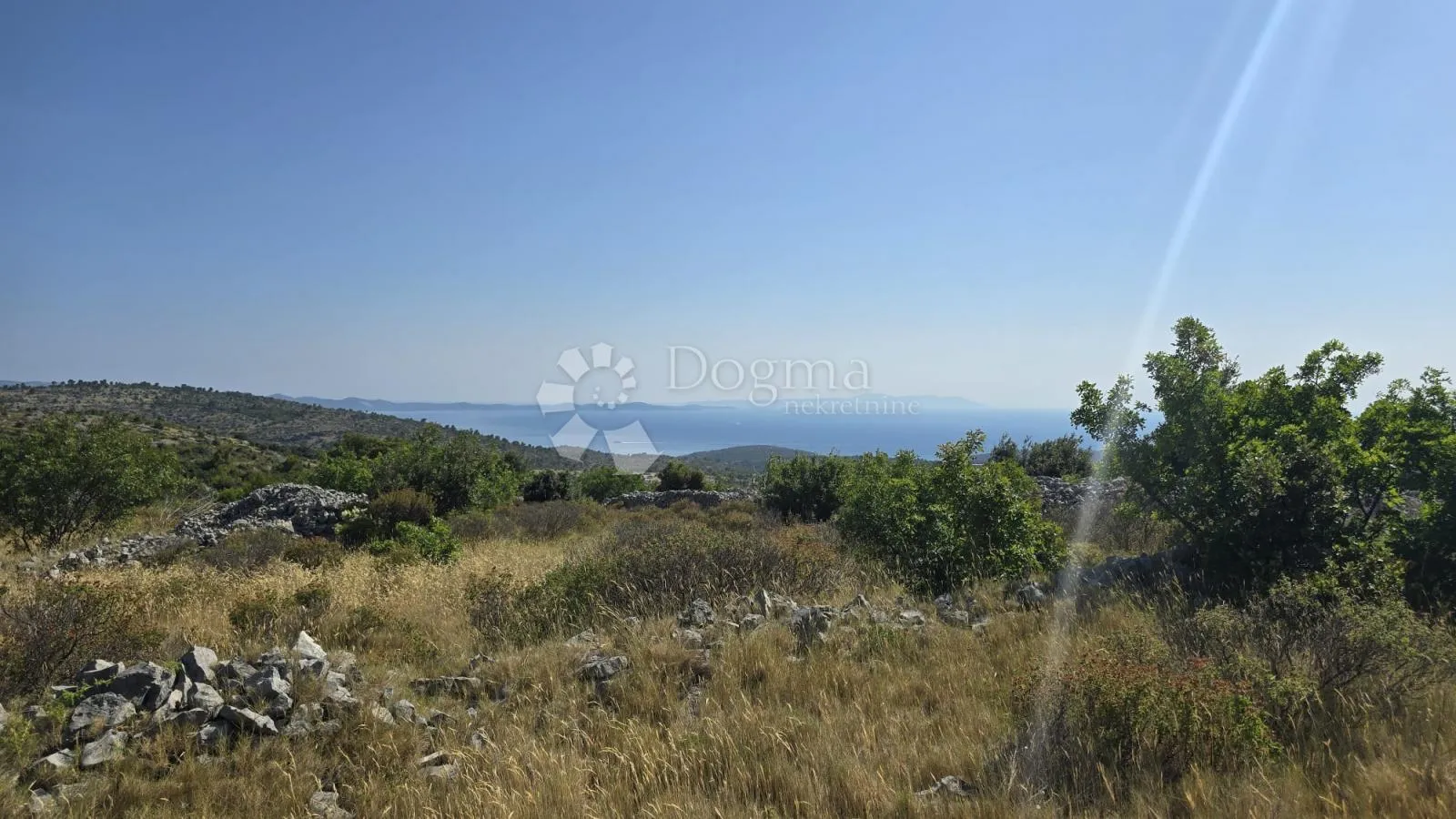 poljoprivredno zemljište s pogledom na more - slika 2