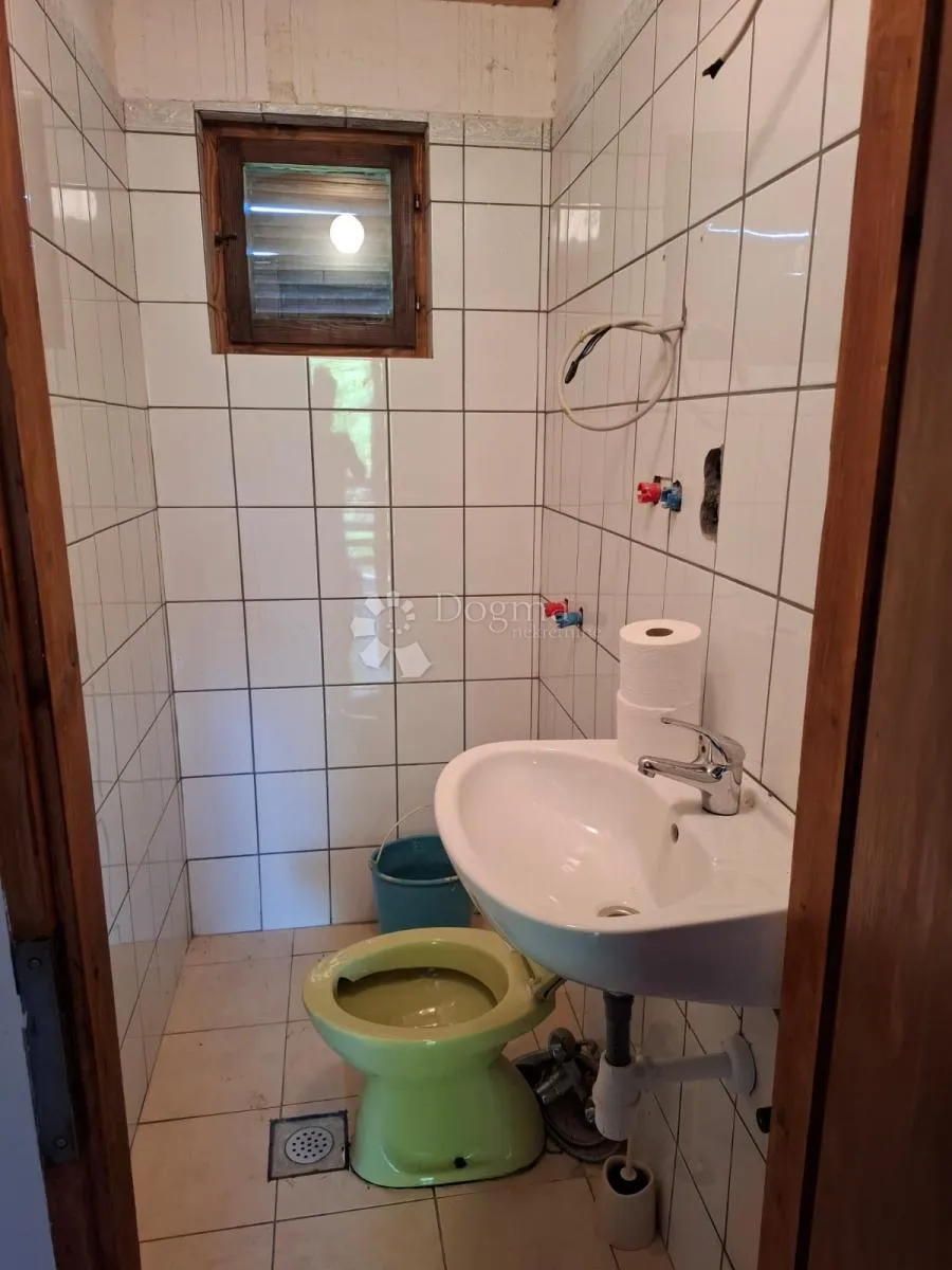 stražinec – klet s vinogradom, voćnjakom, površine 1.200 m² - slika 13