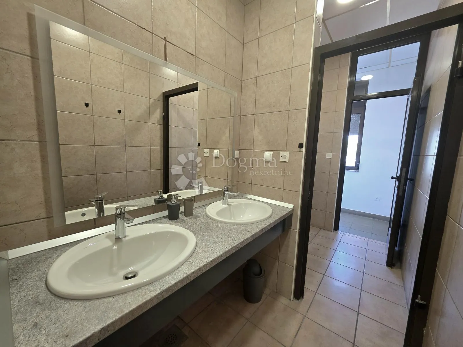 prodaja, stan, nkp 136,38 m², križ - slika 14