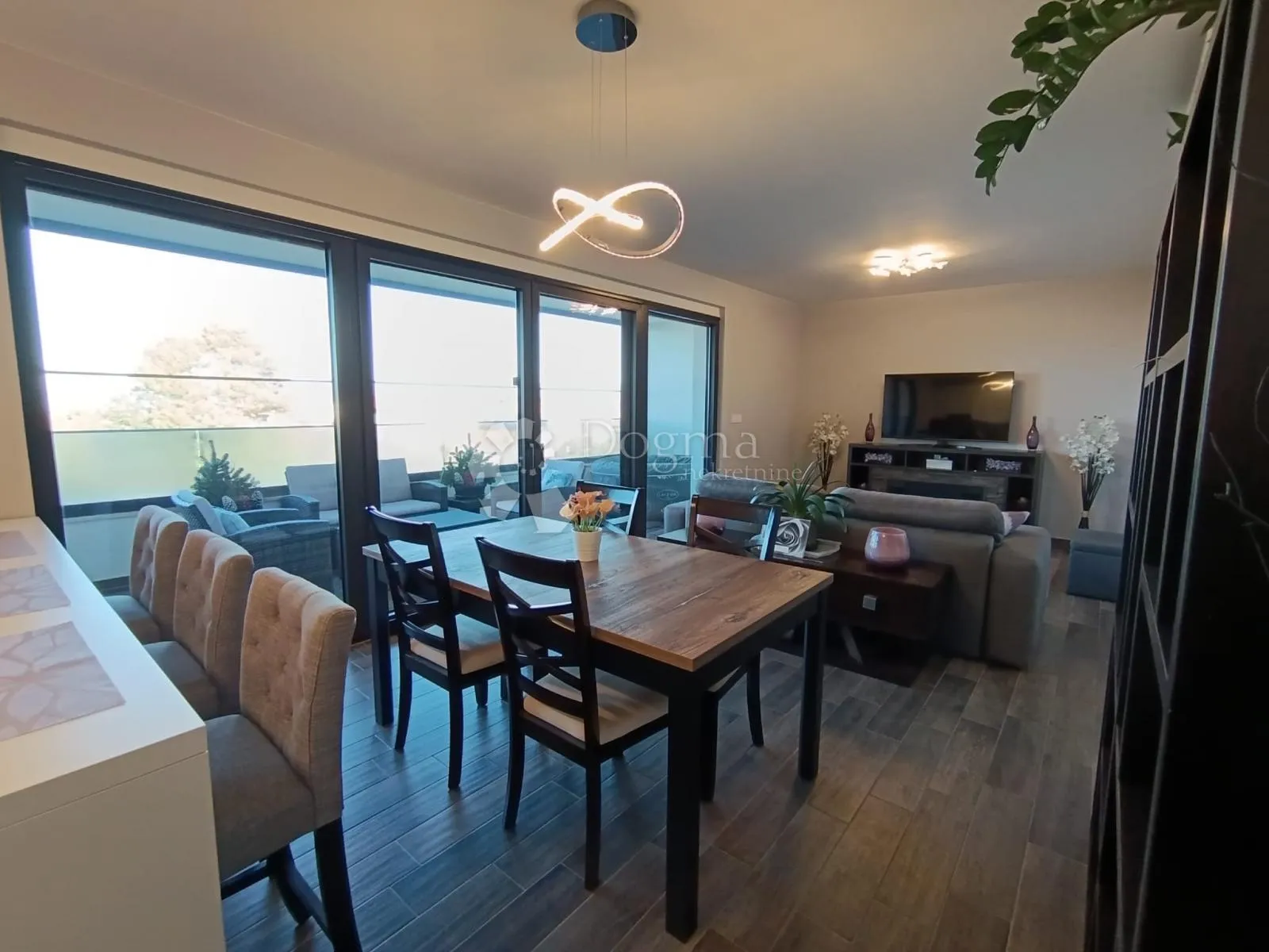 odličan stan/apartman sa 19 m2 terase - malinska - slika 3