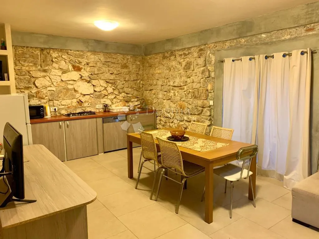 funtana!prilika!uhodana apartmanska kuća na parceli sa velikim potencijalom! - slika 54