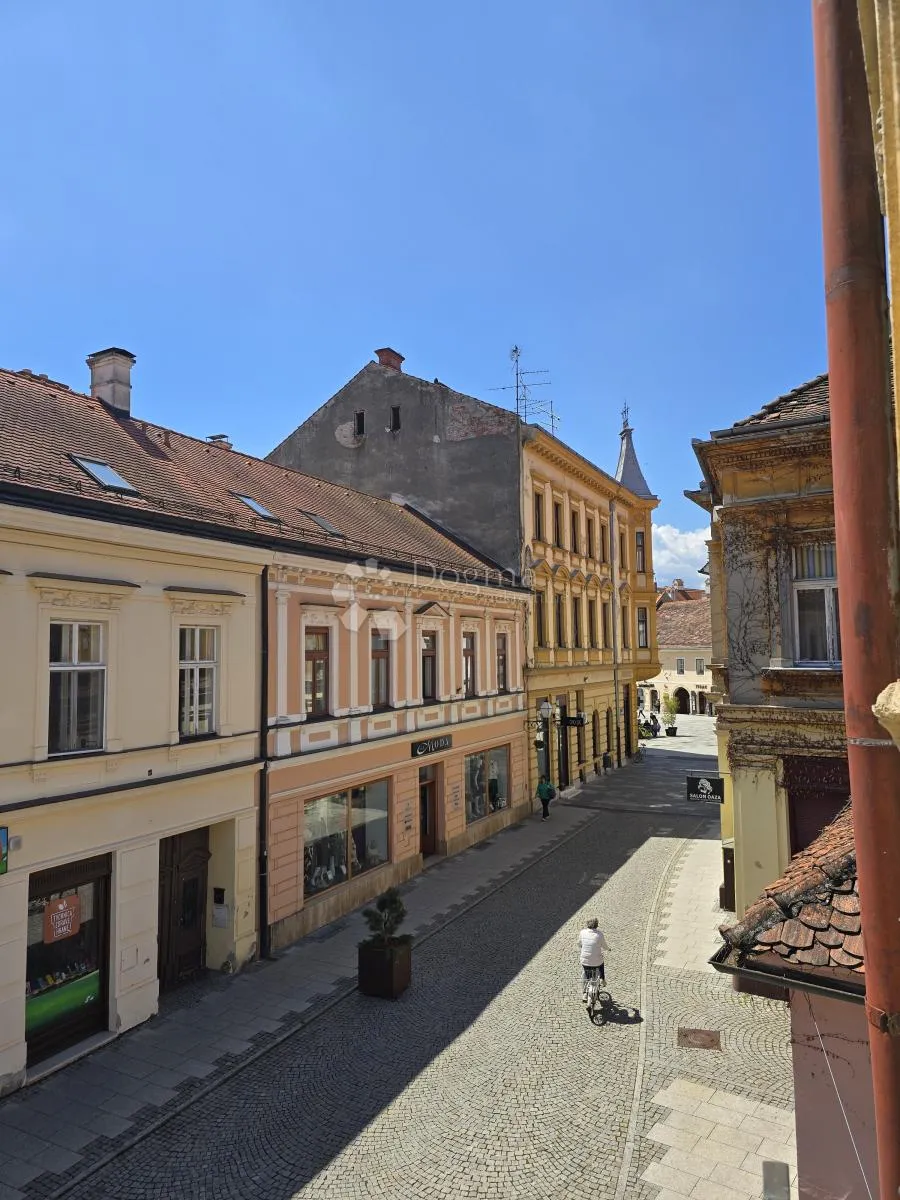 stan u baroknom stilu u centru varaždina - slika 22