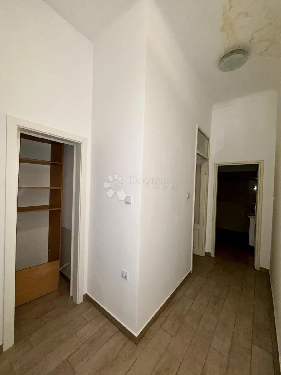 rijeka centar, adaptiran - 133 m2 - slika 11