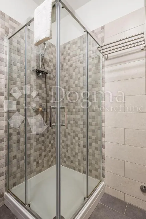 centar, prilika za investitore... 136m2 ekskluzivna prodaja - slika 8