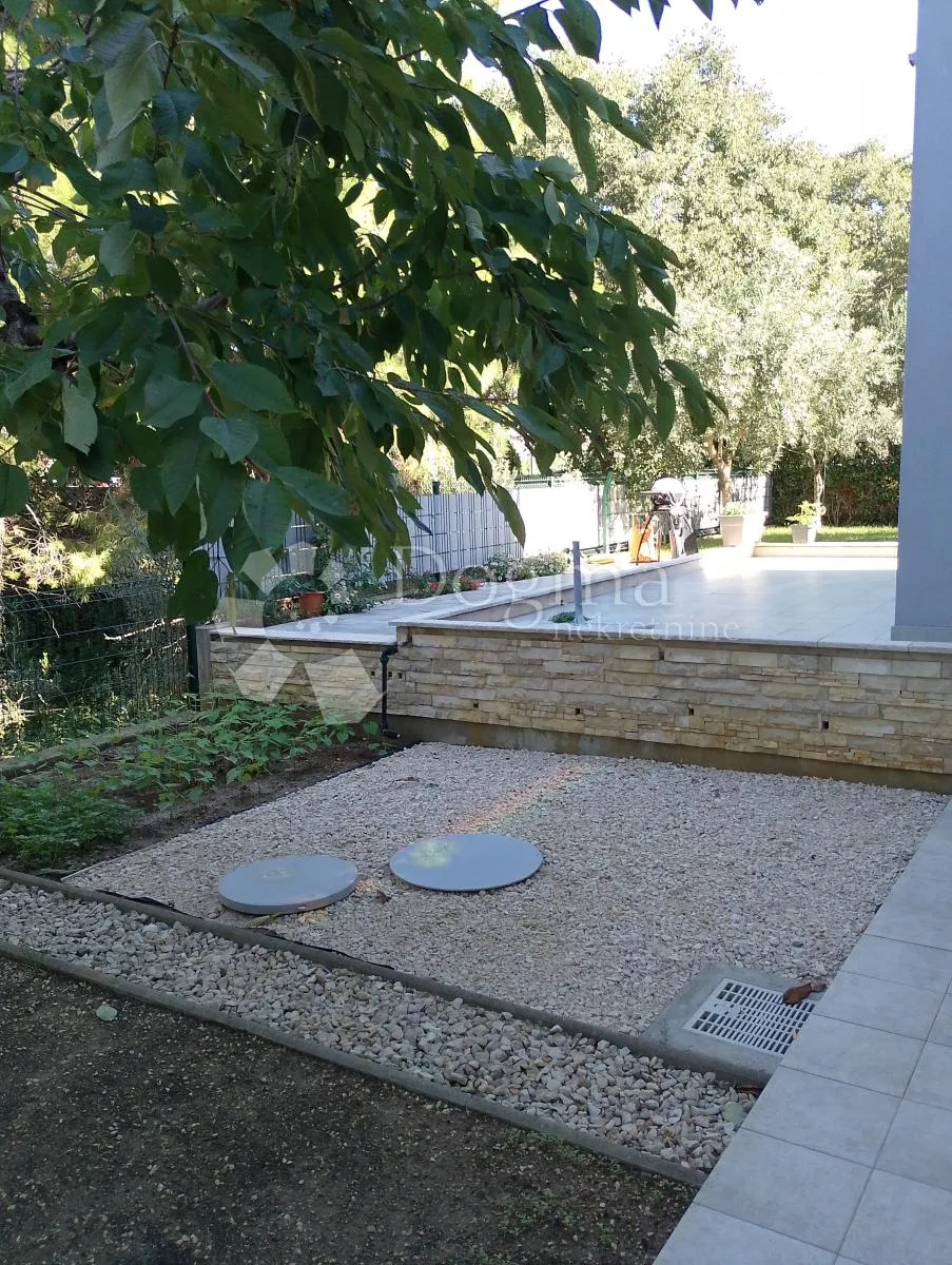 moderna kuća, 3 stambene jedinice, borik - zadar - slika 42