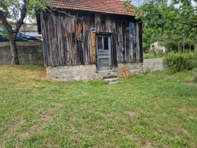 planinska kuća s velikom okućnicom - slika 15