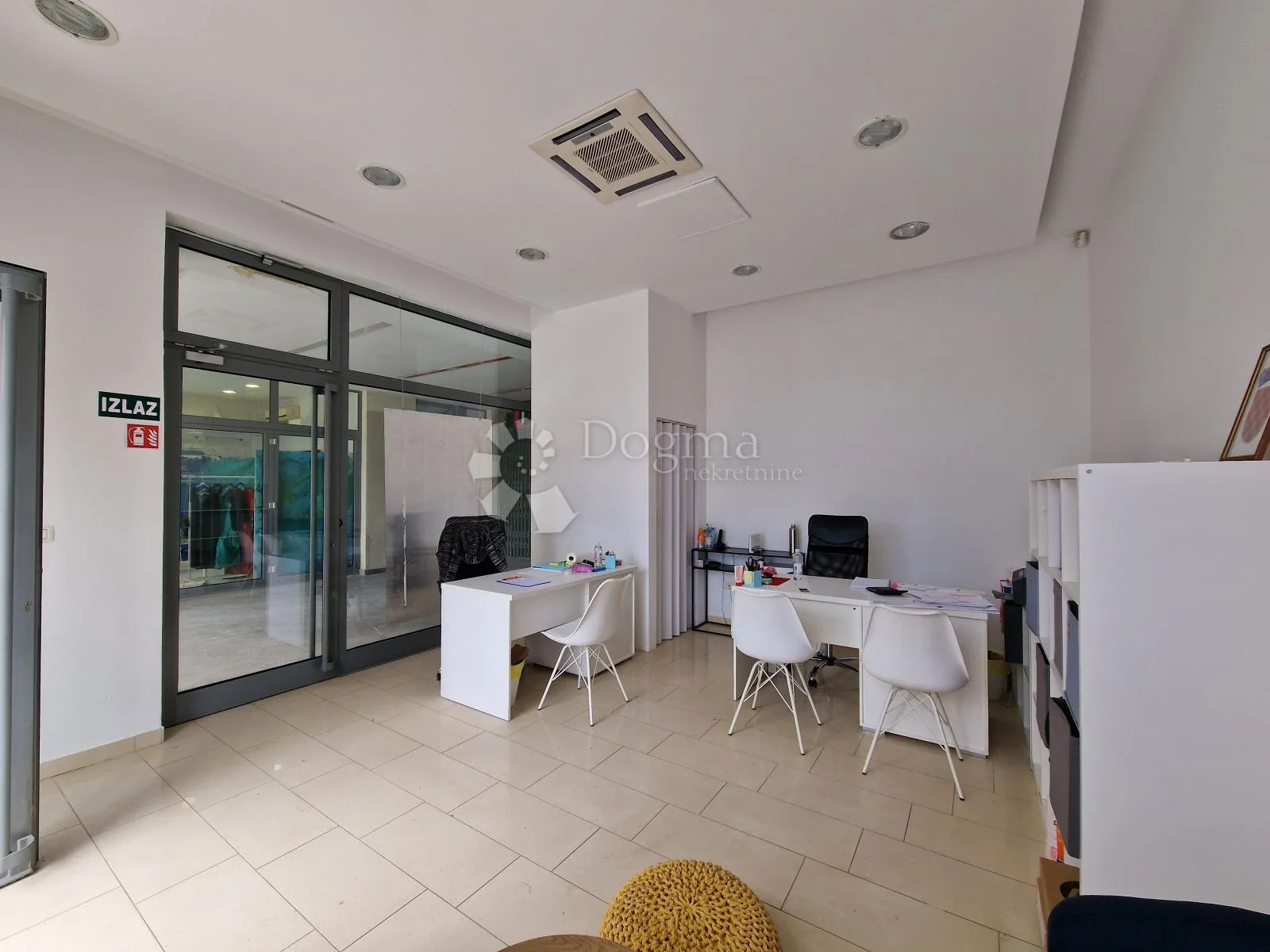 poslovni prostor 25 m2 u centru pule! - slika 4