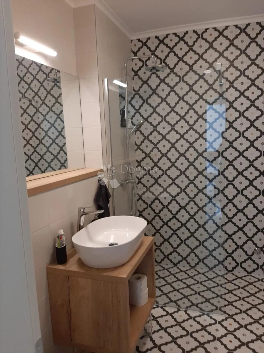 predivna apartmanska kuća podgora - slika 17