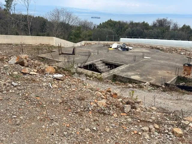 građevinsko zemljište ičići 905 m² – pogled na more - slika 3