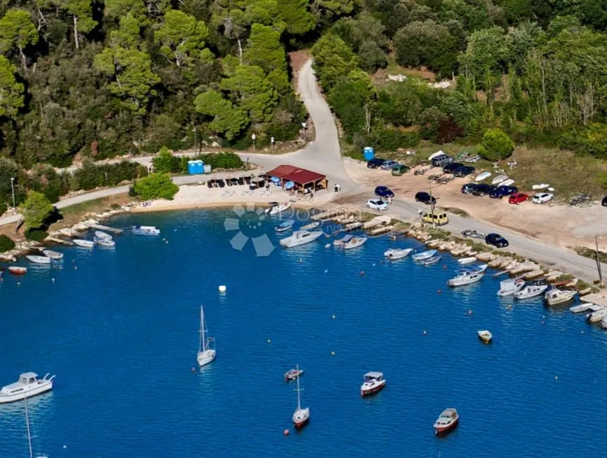 Građevinsko zemljište 664 m2 sa pogledom na more - Vinkuram - Vinkuran, Medulin