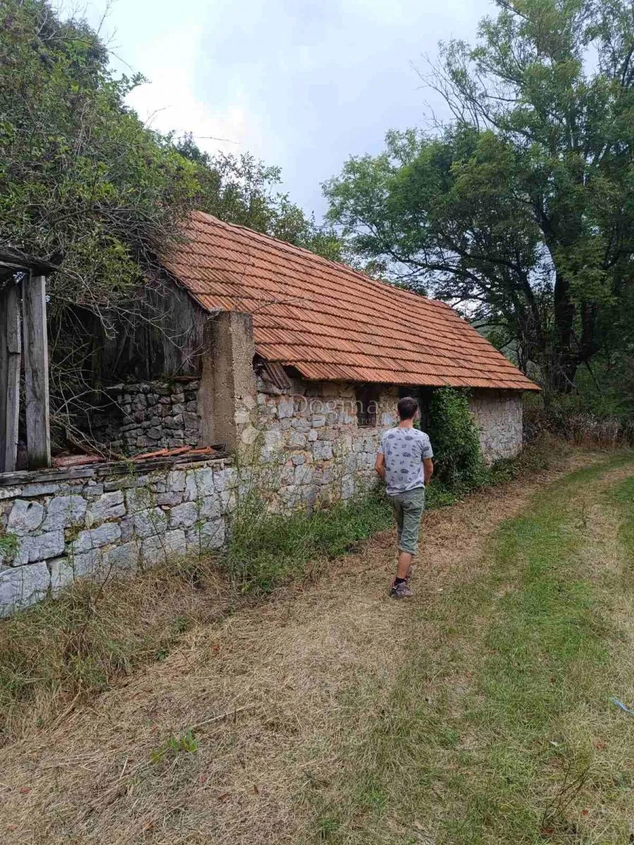 poljoprivredno / građevinsko zemljište 165 000 m2 - slika 8