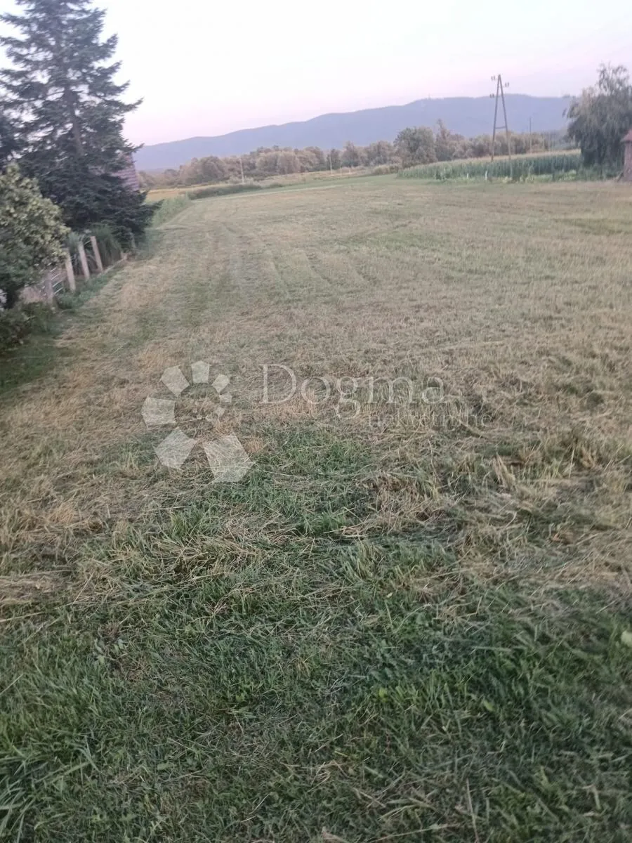 građevinsko zemljište od 4431m² u velikom trgovišću - slika 8