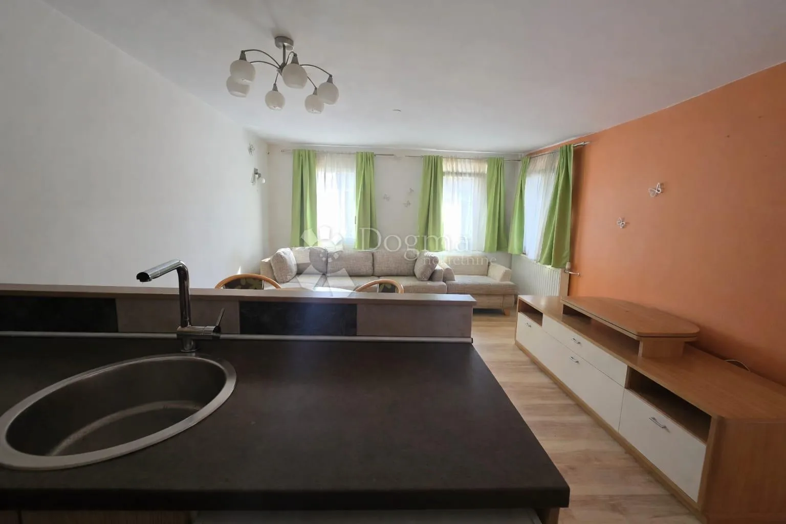 idealna kombinacija kuće i stana, mogućnost kupnje na kredit - slika 9