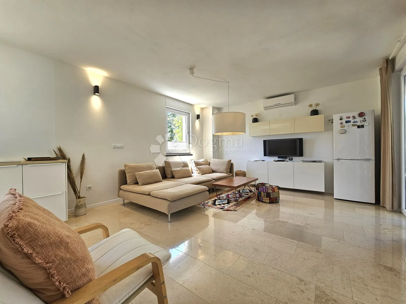 apartmanska kuća (4 jedinice) spremna za turizam - slika 7