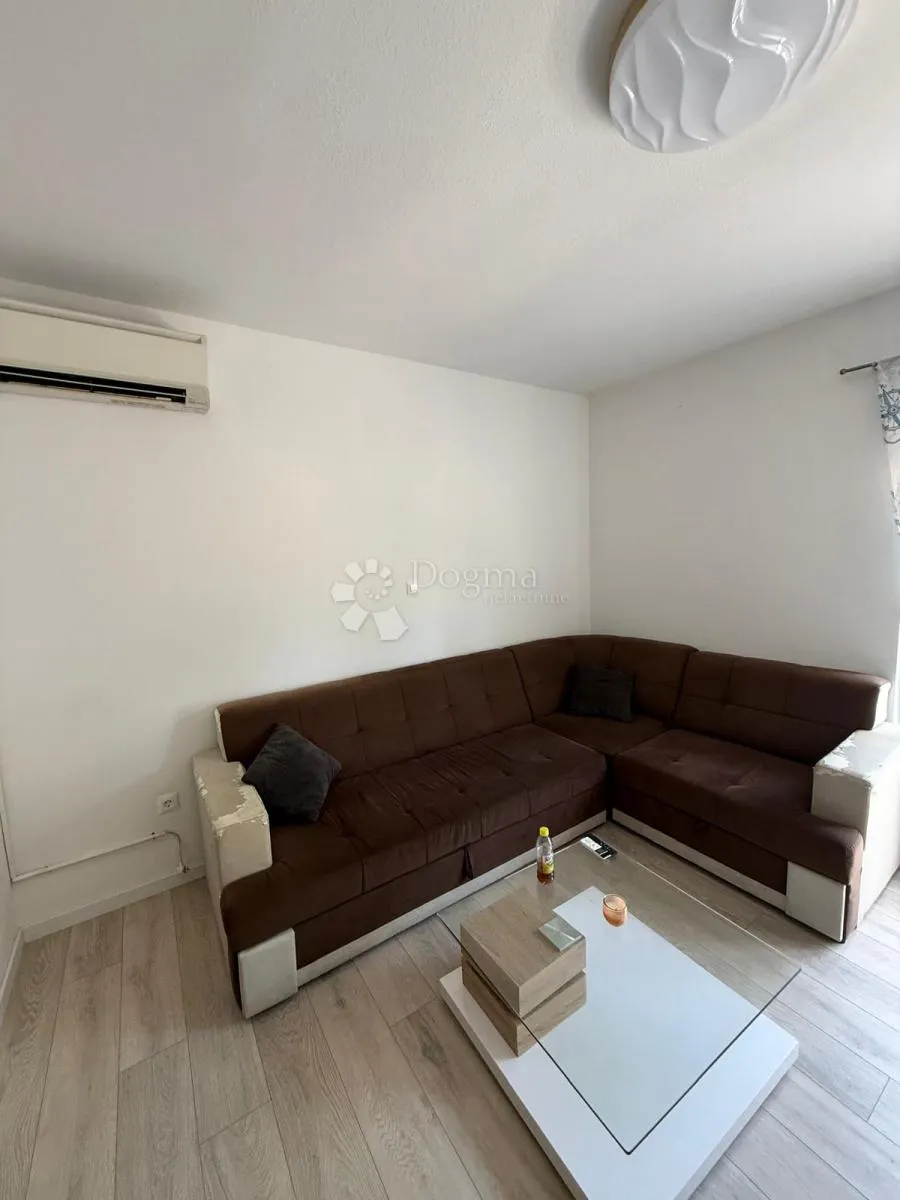 stan u stambenoj zgradi s okućnicom – sinj (115 m² + 361 m² dvorišta)) - slika 4
